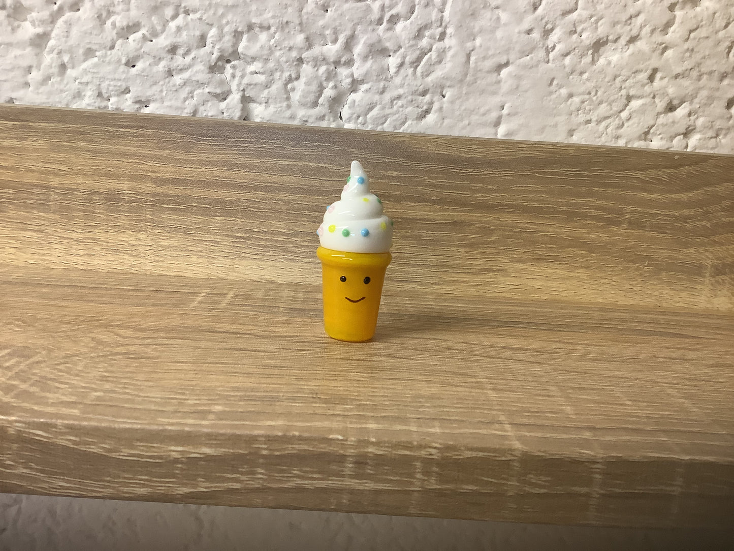 Glass ice cream